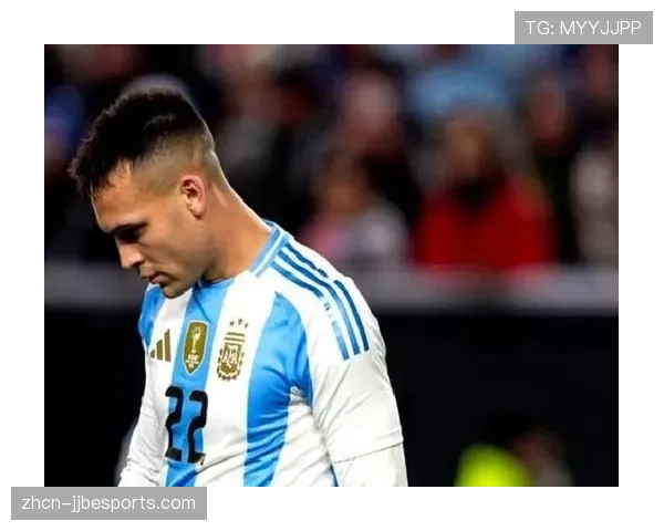 巴斯托尼专访:谈论与劳塔罗的默契以及三中卫体系的理解 巴斯托尼专访:谈论与劳塔罗的默契以及三中卫体系的理解